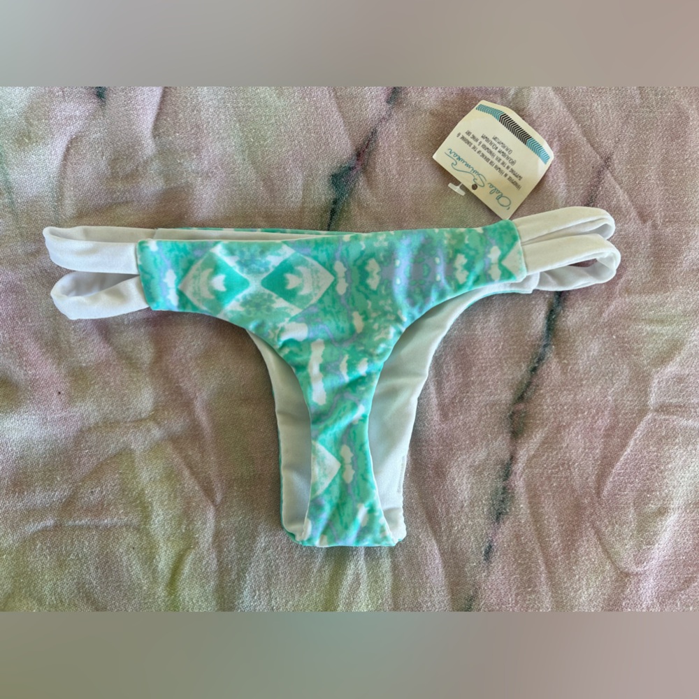 Olala Swimwear Mint Gypsy/White Mailani Reversible Brazilian Bikini Bottoms Sz S